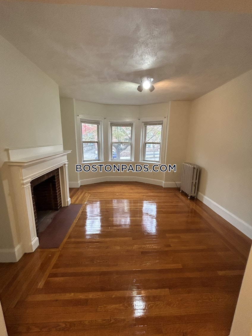 Somerville - $4,250+ /month