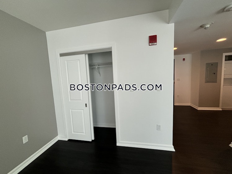 Brookline Ave., Boston