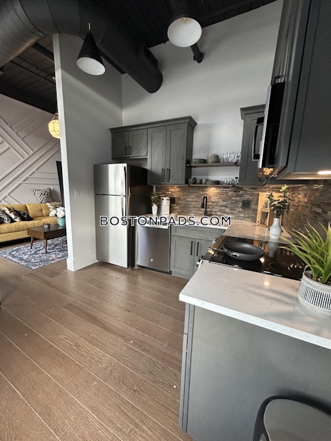 Union St. Attleboro photo 4