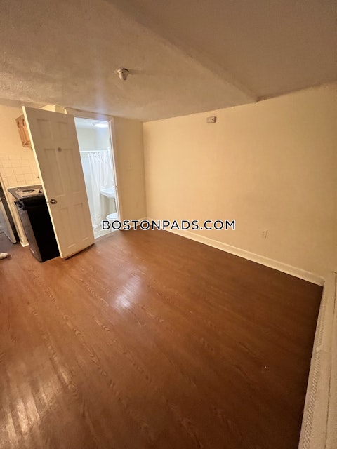 South Huntington Ave. Boston photo 8