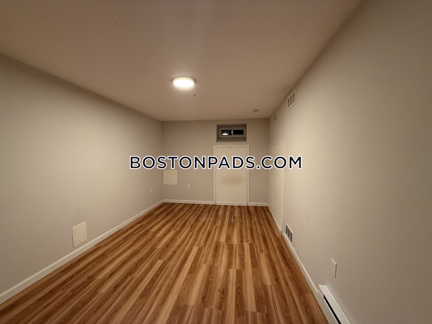 Boston - $3,500+ /month