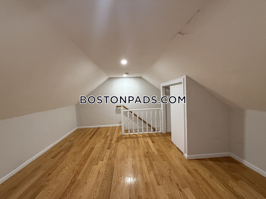 Boston - $3,500+ /month