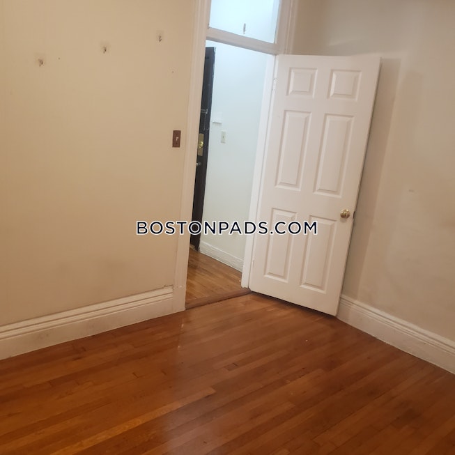 Boston - $2,150+ /mo