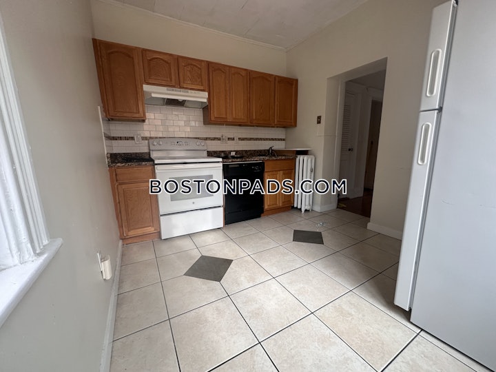 brookline-2-beds-1-bath-boston-university-3400-4531186 