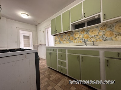 Brookline Apartment for rent 1 Bedroom 1 Bath  Coolidge Corner - $2,600