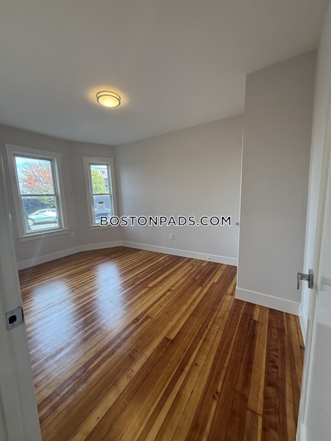 East Cottage St. Boston photo 40