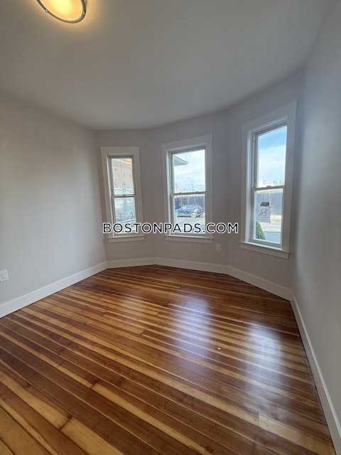 East Cottage St. Boston photo 38