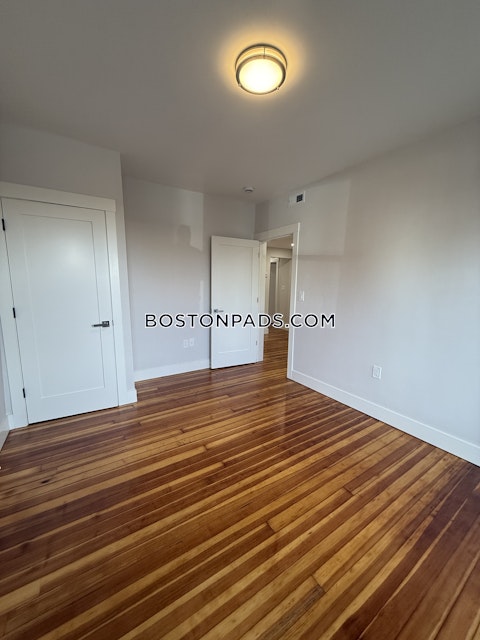 East Cottage St. Boston photo 37