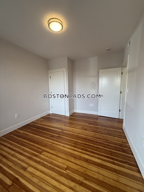 East Cottage St. Boston photo 36