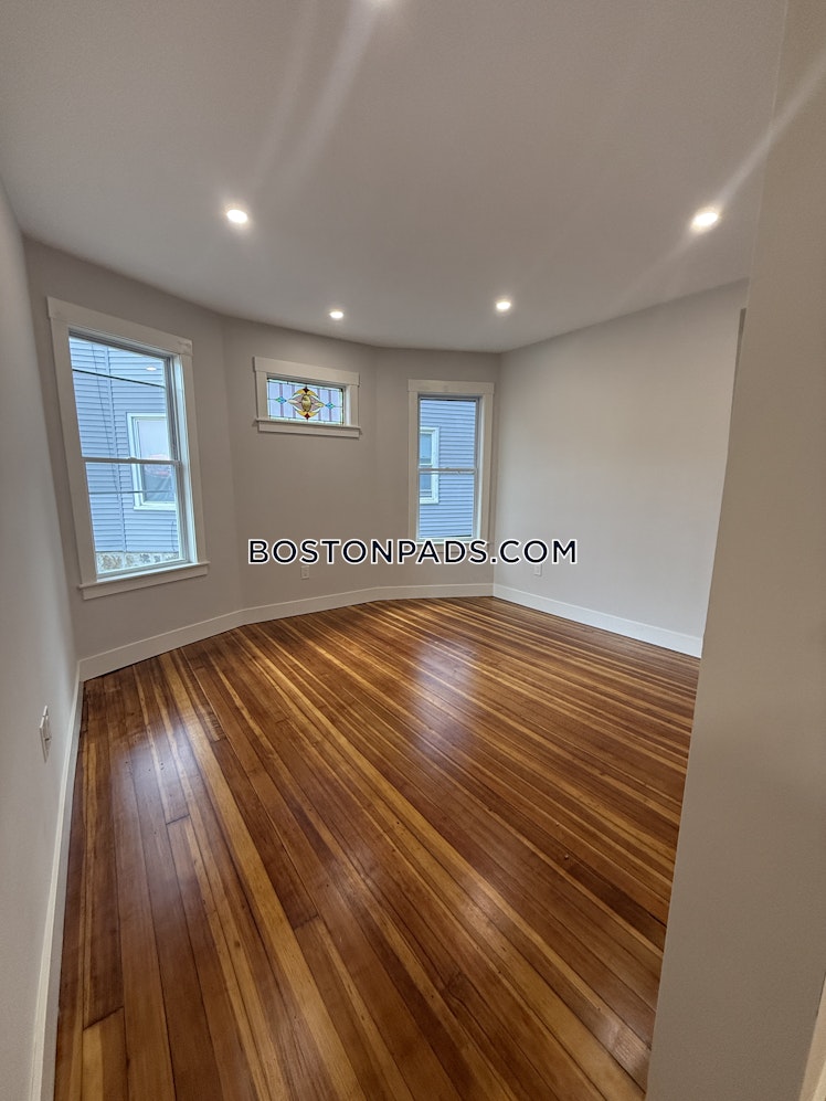 East Cottage St., Boston