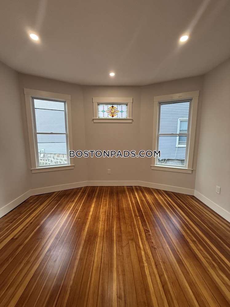 East Cottage St., Boston