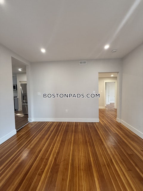 East Cottage St. Boston photo 31