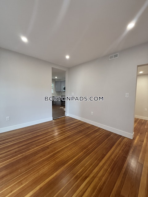 East Cottage St. Boston photo 30