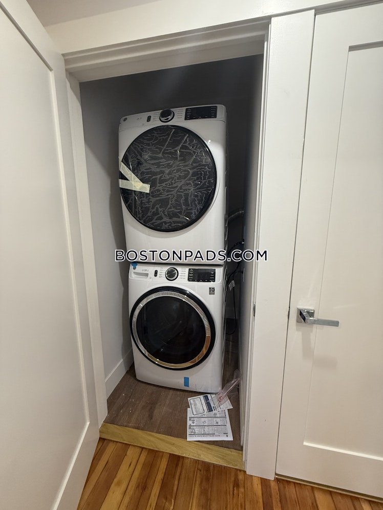 East Cottage St., Boston