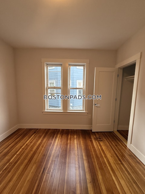 East Cottage St. Boston photo 25