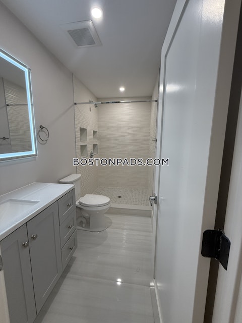 East Cottage St. Boston photo 62