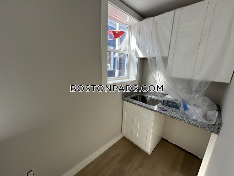 East Eagle St., Boston