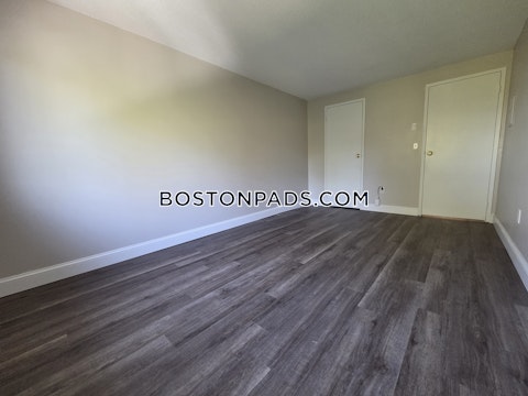 Princeton St. Leominster photo 14