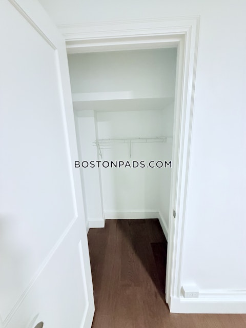 Massachusetts Ave. Cambridge photo 6