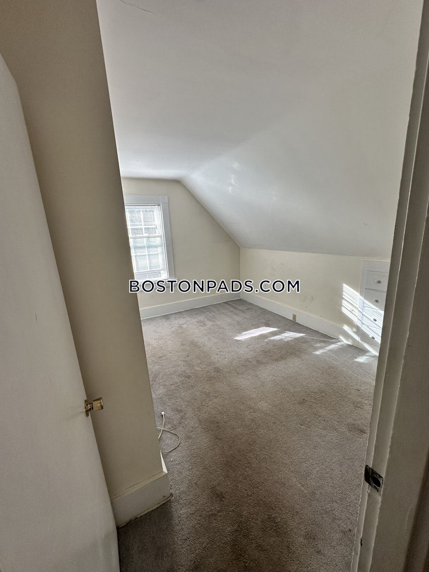 NEWTON - NEWTONVILLE - 1 Bed, 1 Bath - Image 11