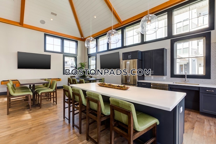 Turnpike Rd., Chelmsford