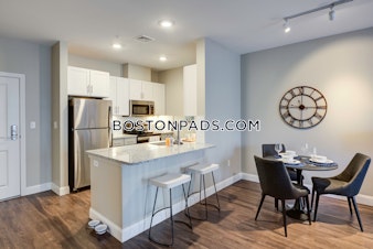 Turnpike Rd. Chelmsford