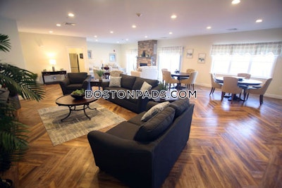 Merrimac 2 bedroom 1 baths Luxury in MERRIMAC - $2,750 No Fee