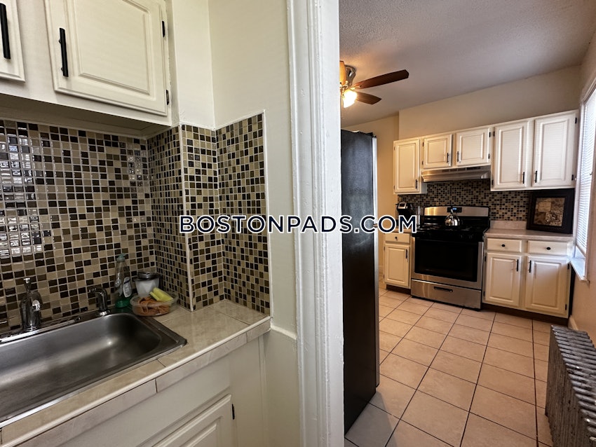 BOSTON - DORCHESTER - CENTER - 3 Beds, 1 Bath - Image 3