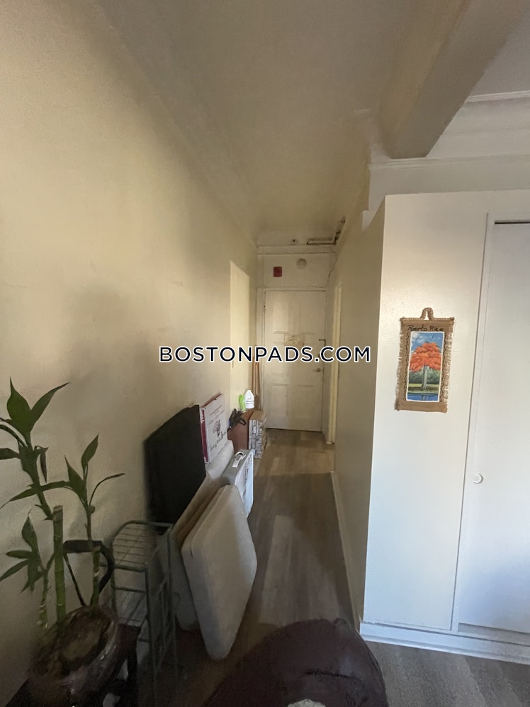 Boylston St., Boston