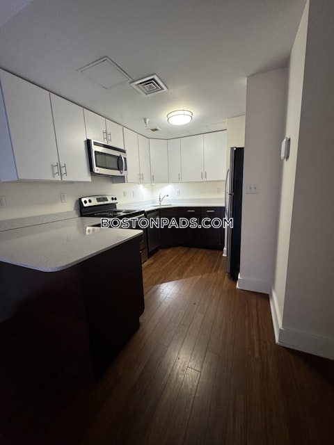 Winter St. Boston photo 10