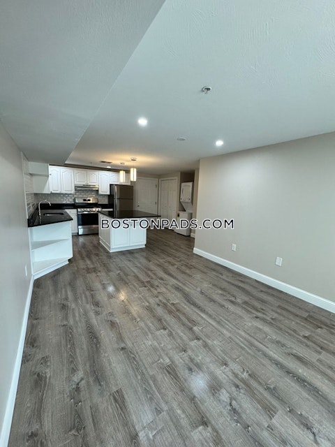 Kenmar Dr. Billerica photo 16