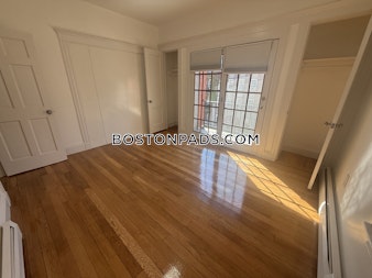 Strathmore Rd. Boston