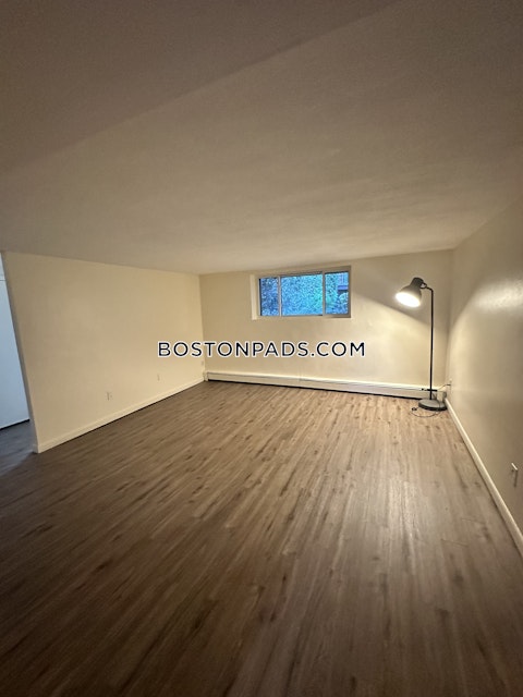 Westgate Rd. Boston photo 5