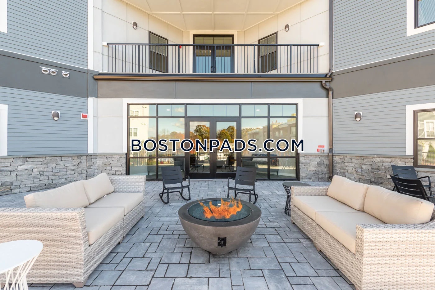 Canton - 2 Beds, 1 Baths