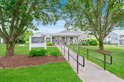 Randolph St. Canton photo 10