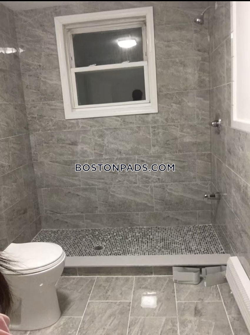 MALDEN - 2 Beds, 1 Bath - Image 32