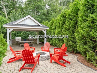 Ashland Woods Ln. Ashland