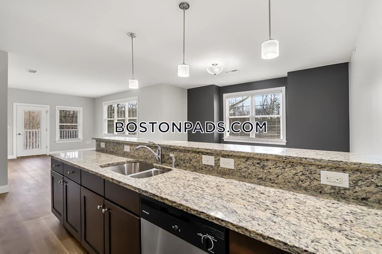 Ashland Woods Ln., Ashland