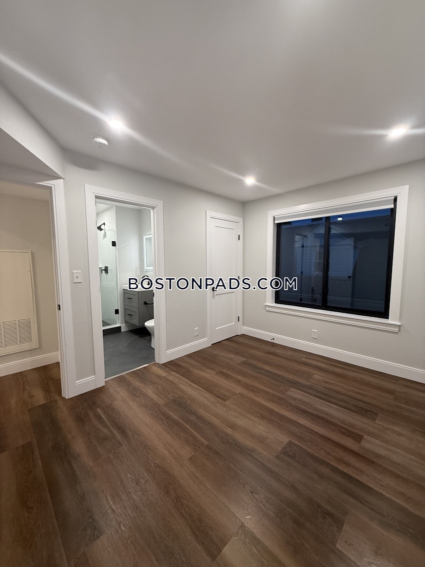 BOSTON - BRIGHTON - OAK SQUARE - 3 Beds, 3 Baths - Image 57