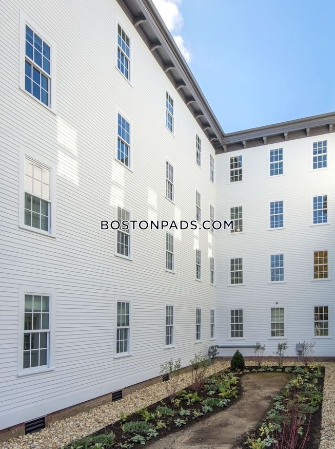 Attleboro - $2,450+ /mo