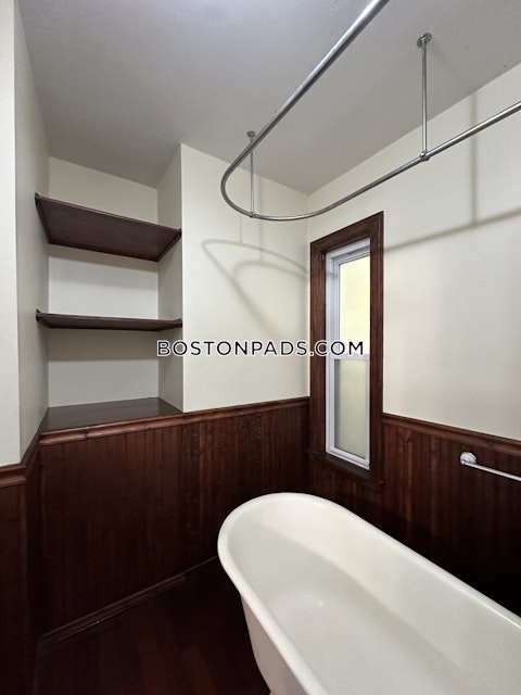 Marcella St. Boston photo 41