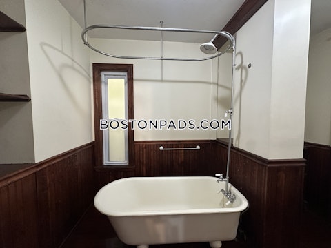 Marcella St. Boston photo 39