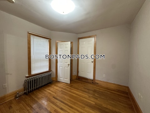 Marcella St. Boston photo 27