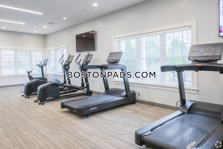 Summit Dr., Bridgewater