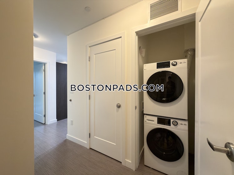 Morrissey Boulevard, Boston