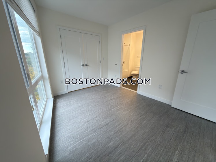 Morrissey Boulevard, Boston