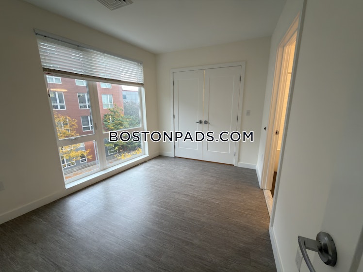 Morrissey Boulevard, Boston