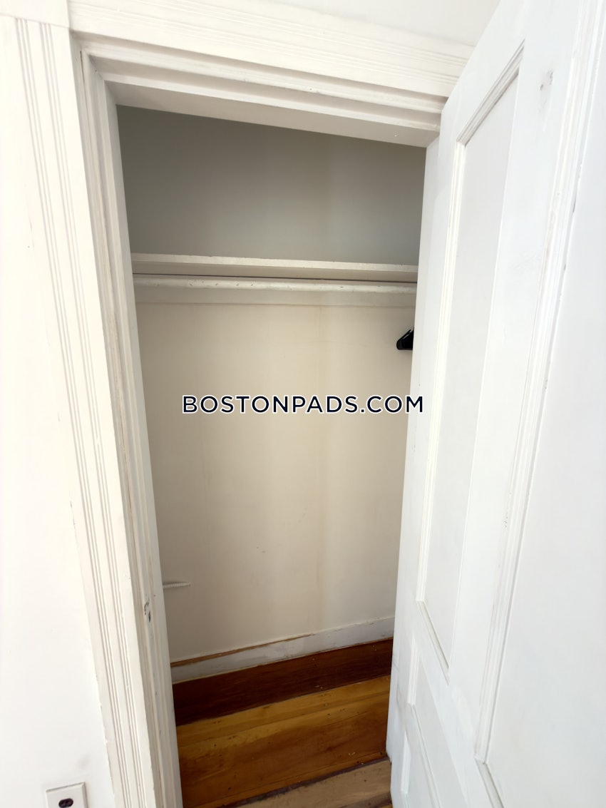 BOSTON - ALLSTON - 3 Beds, 1 Bath - Image 28
