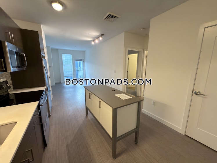 Morrissey Boulevard, Boston