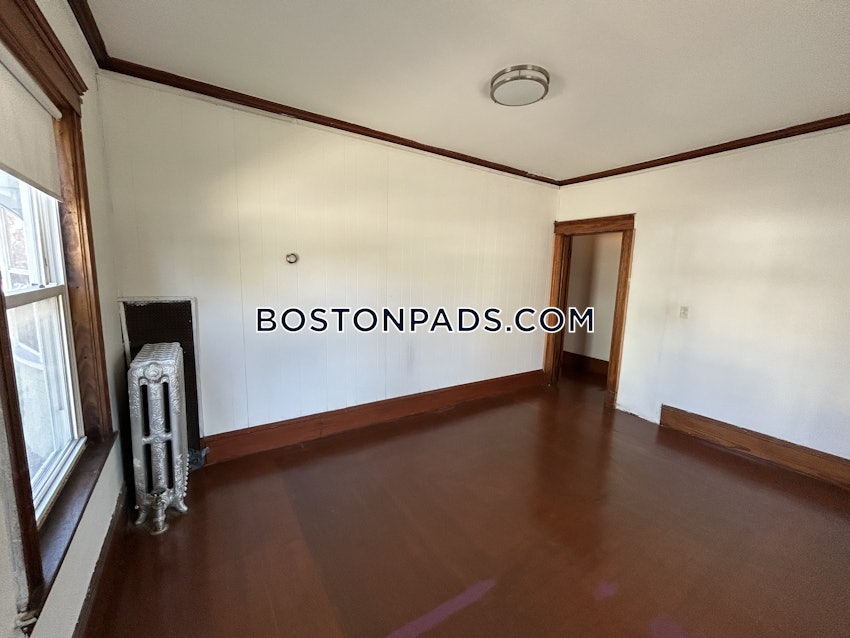MALDEN - 2 Beds, 1 Bath - Image 18